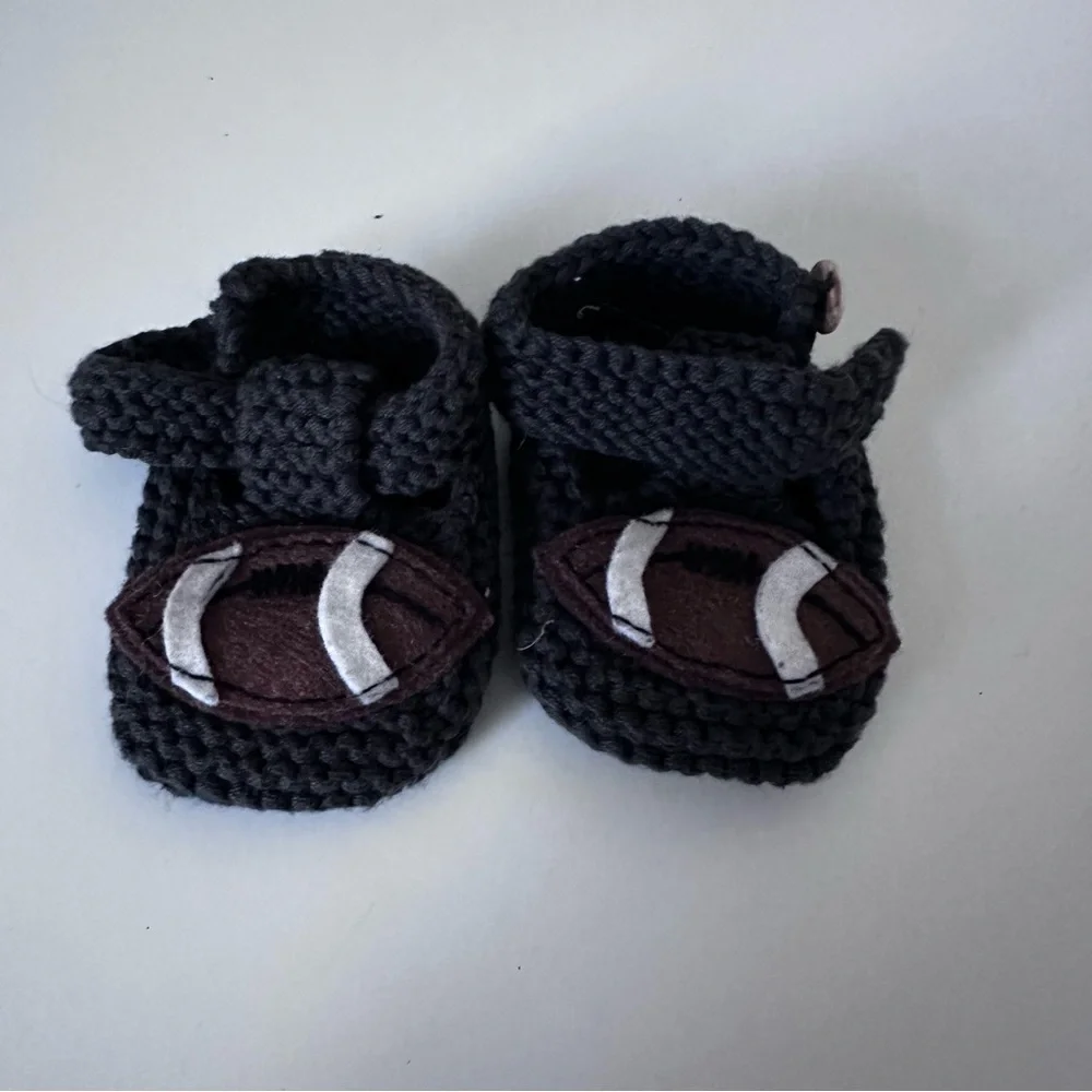 Loralin Design grey crochet